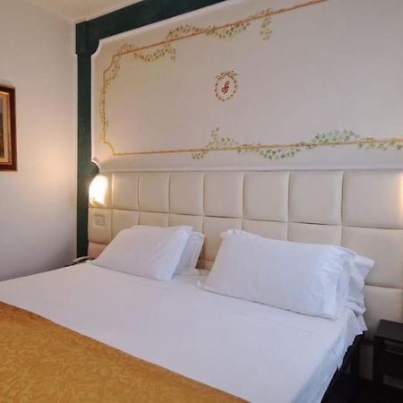 Hotel Delta Florence Calenzano Esterno foto