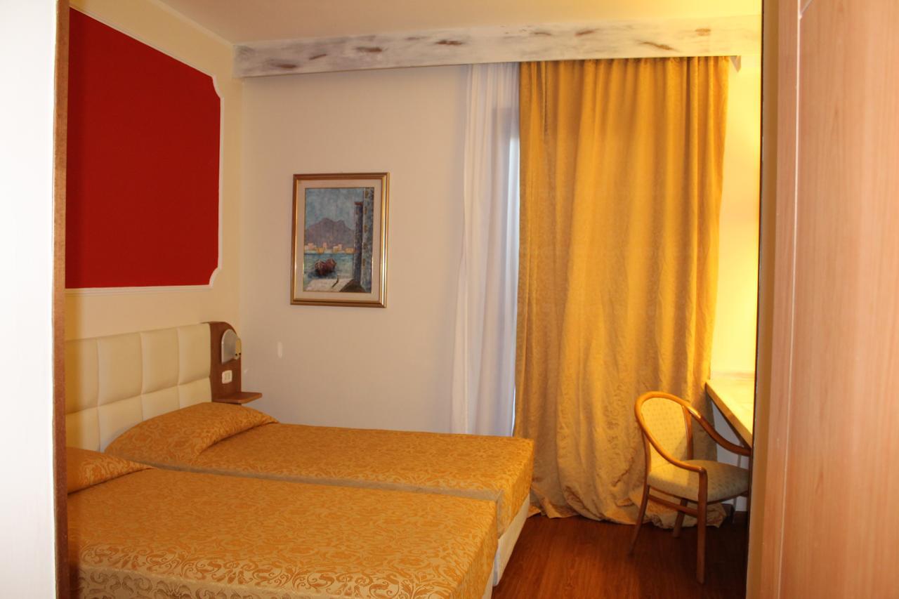 Hotel Delta Florence Calenzano Esterno foto