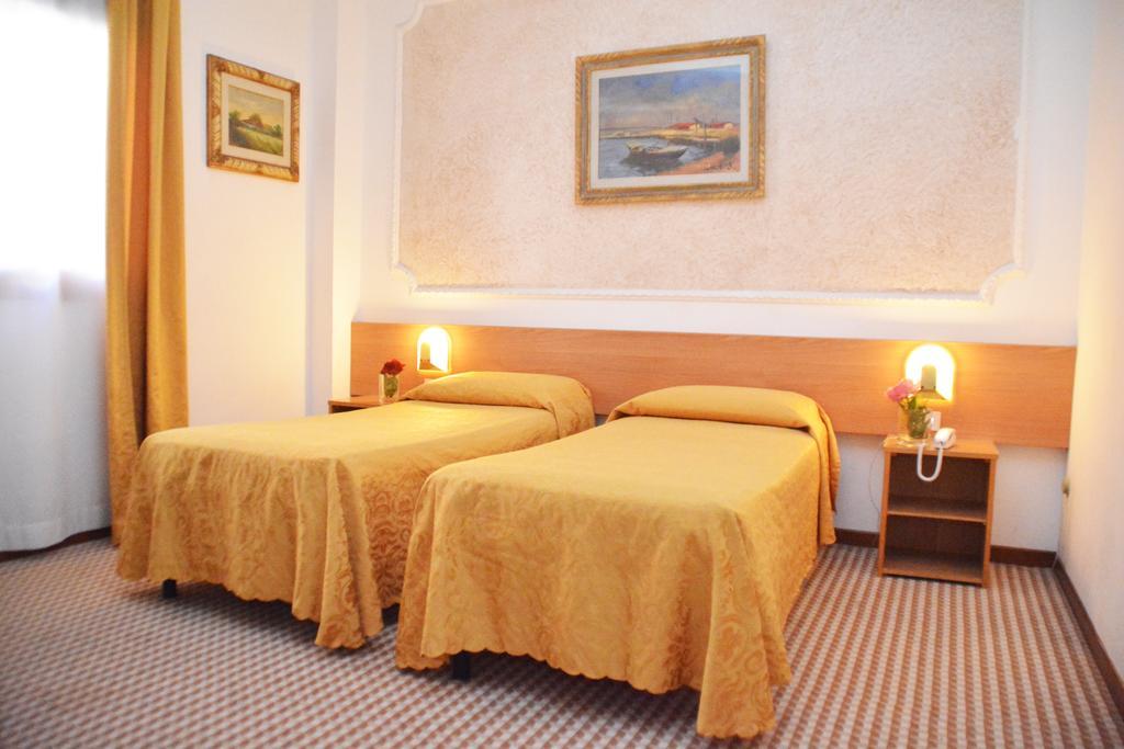 Hotel Delta Florence Calenzano Camera foto