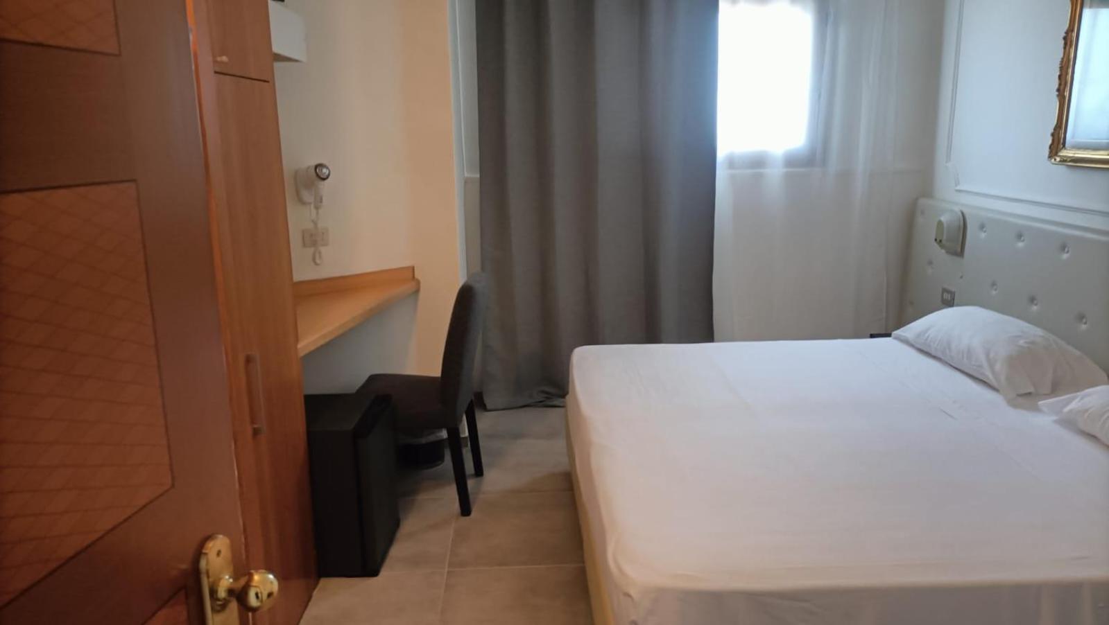 Hotel Delta Florence Calenzano Esterno foto