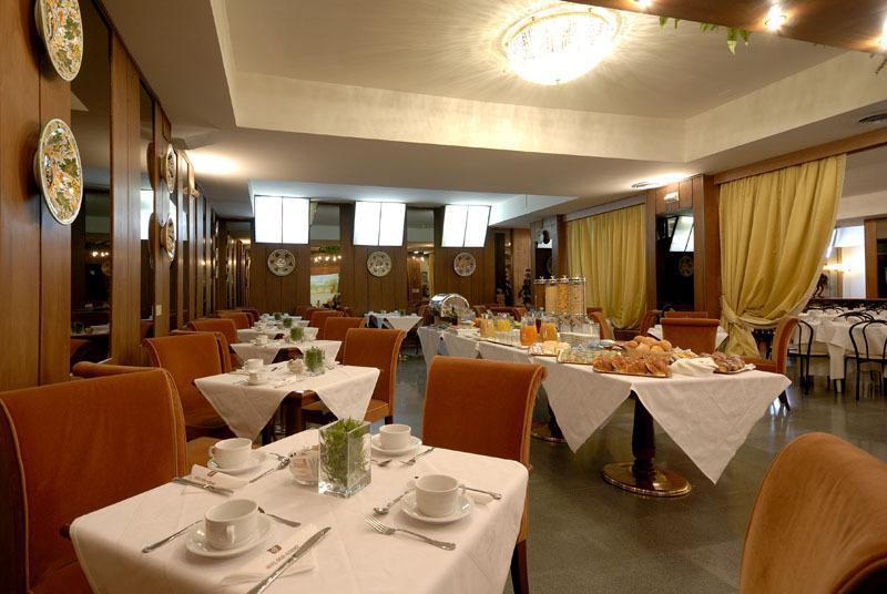 Hotel Delta Florence Calenzano Esterno foto